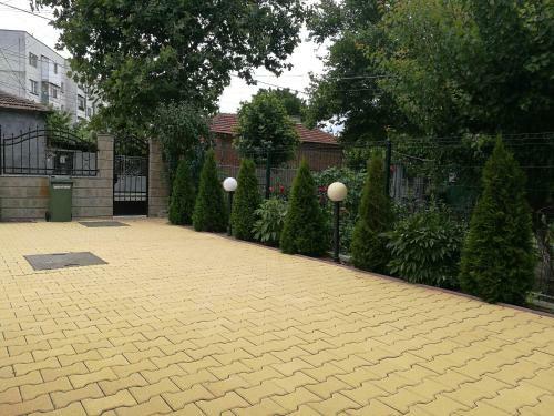 Hostal Guest House Karaulanov