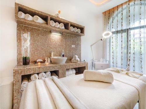 One-bedroom Apartment In Nesebar