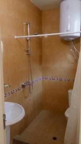 Hostal Miranis Houses