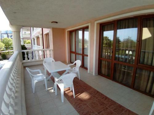 Byala Palace Apartments