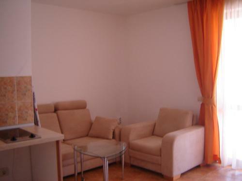 Byala Palace Apartments