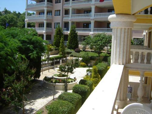 Byala Palace Apartments
