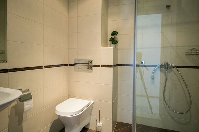 Byala Vista Cliff Apartments