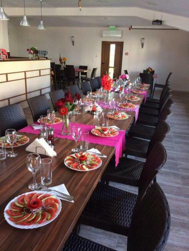 Hostal Guesthouse And Bakery Katrin