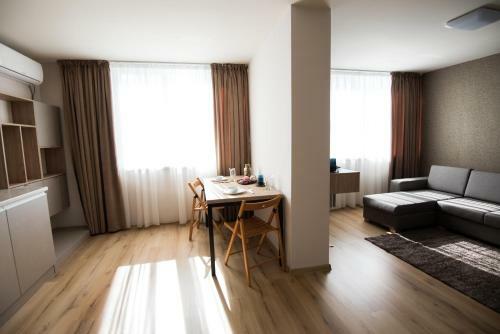 Hotel Court Inn