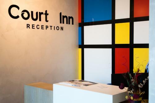 Hotel Court Inn