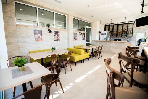 Hotel Court Inn