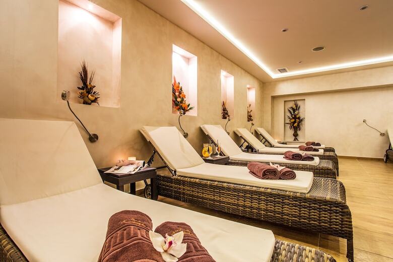 Kamengrad Hotel & Spa