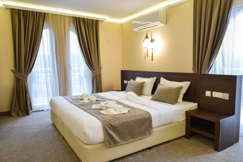 Sahara Hotel