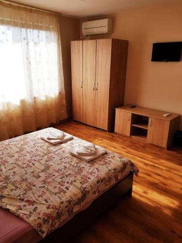 Hostal Guesthouse River House