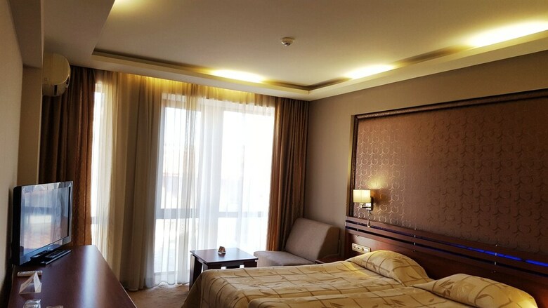 National Palace Hotel