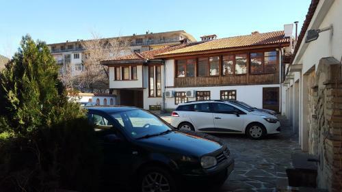 Hostal Bozukova House