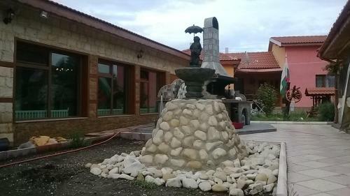 Hostal Albena Guest House