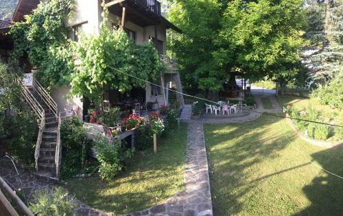 Hostal Luylyana Guesthouse