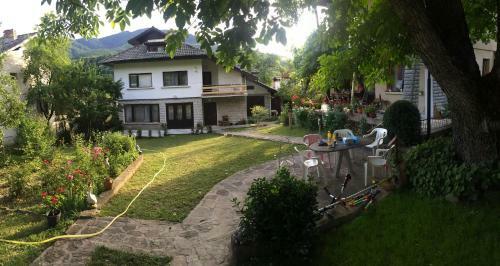 Hostal Luylyana Guesthouse