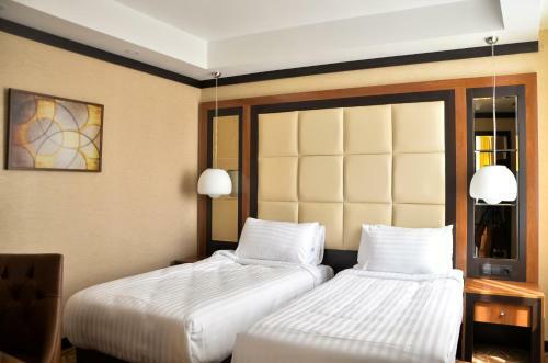 Hotel Cartoon Razgrad
