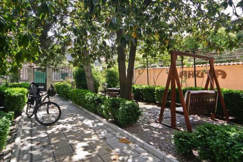 Hostal Anita Spa Houses