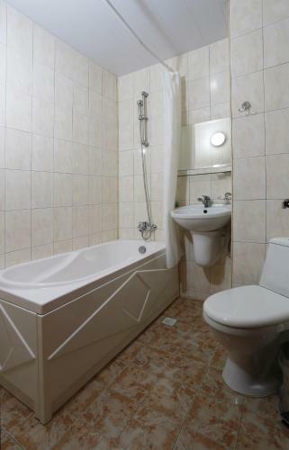 Acropolis Hotel