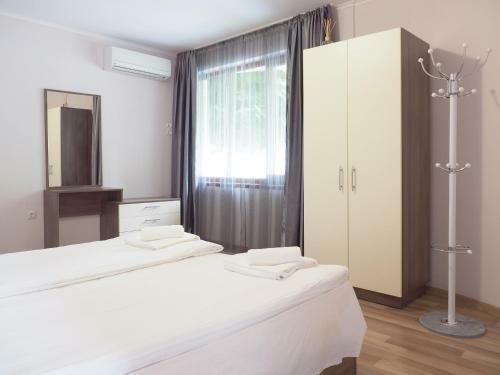 Al Rial Beach Apartments