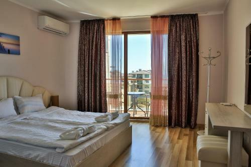 Al Rial Beach Apartments