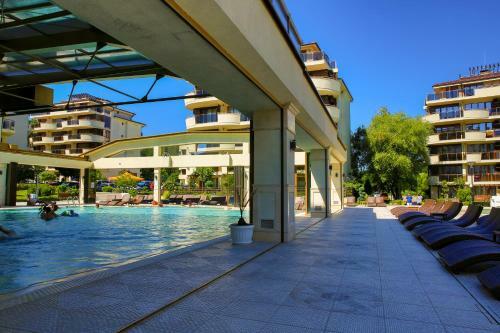 Al Rial Beach Apartments