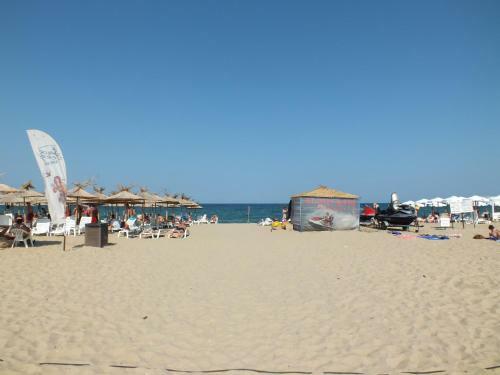 Al Rial Beach Apartments