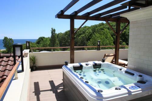 Long Beach Hotel & Spa
