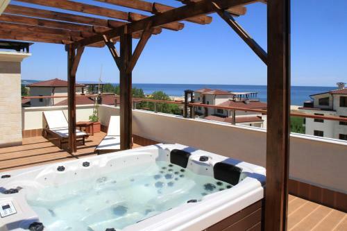 Long Beach Hotel & Spa