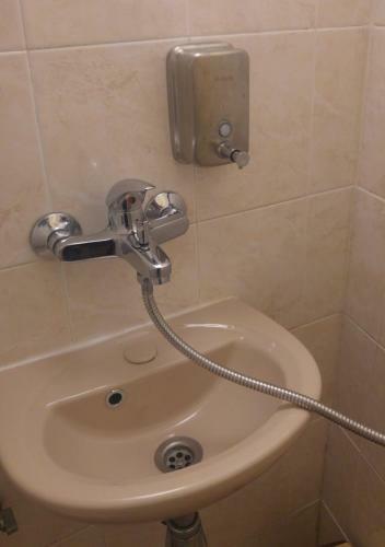Hostal Tinkovata Guest House