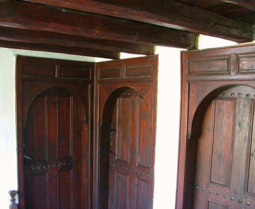 Hostal Tinkovata Guest House