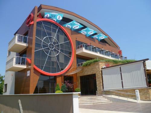 Family Hotel Ring