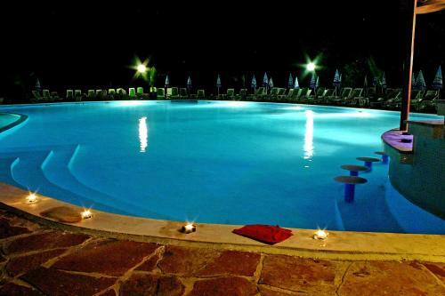 Bryasta Hotel & Restaurant