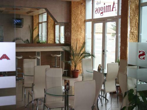 Hotel Amigos