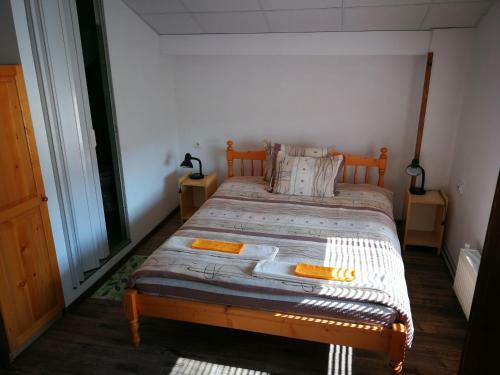 Hostal The White House