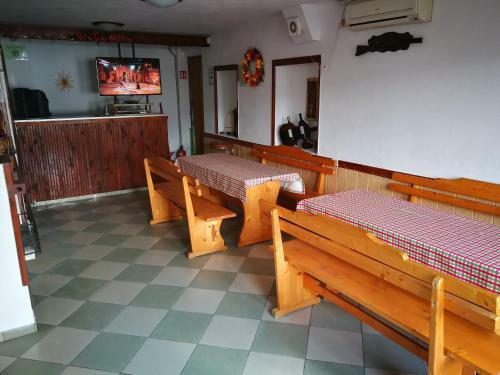 Hostal The White House