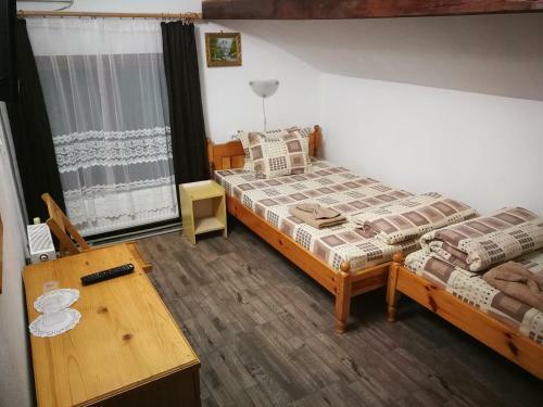 Hostal The White House