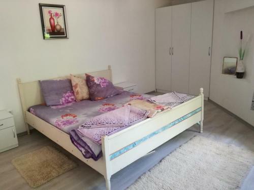Hostal Divna Guest House