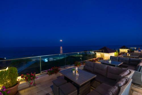 Sunny Castle Hotel