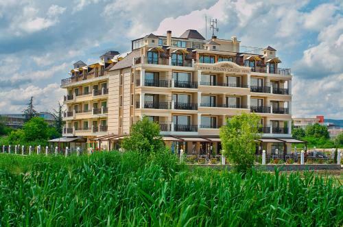 Sunny Castle Hotel