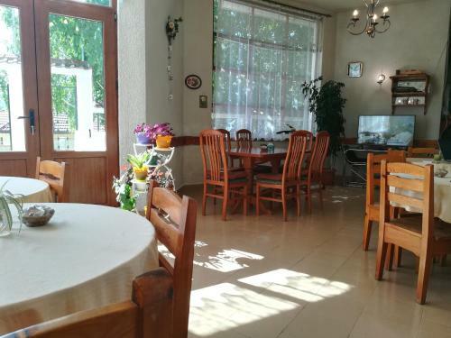 Hostal Guest House Orfey