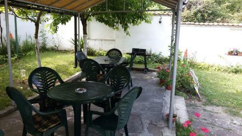 Hostal Guest House Orfey