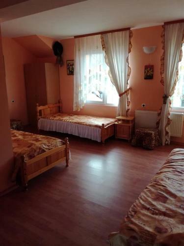 Hostal Hadjibulevata Guest House