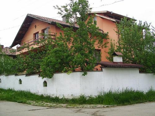 Hostal Hadjibulevata Guest House