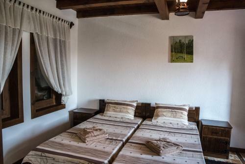 Hotel Dynasty Guest Rooms