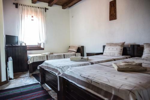 Hotel Dynasty Guest Rooms