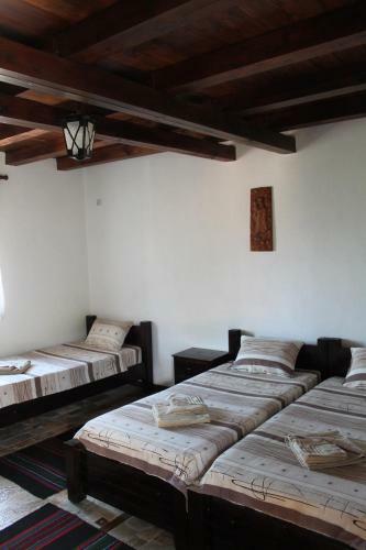Hotel Dynasty Guest Rooms