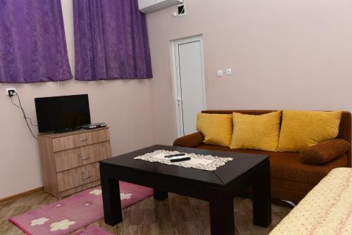 Hostal Avangard