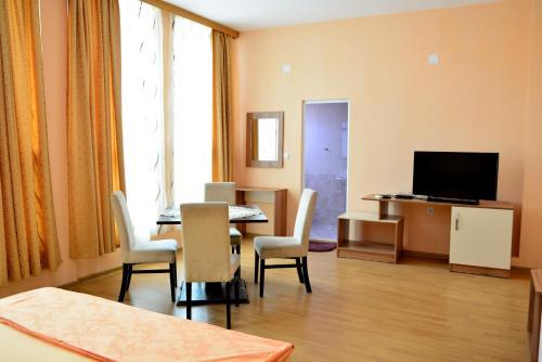 Hostal Avangard