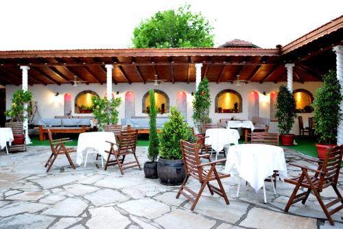 Hostal Avangard