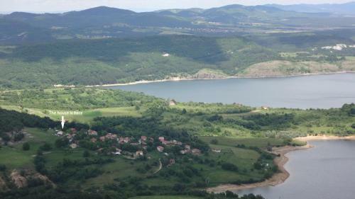 Bed & Breakfast Mihaela Lake Retreat